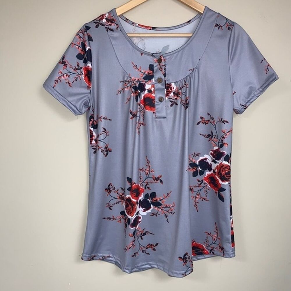 Gray Floral Short Sleeve Women’s XL Tee Shirt Top Flowy Loose Fit Winter Elegant